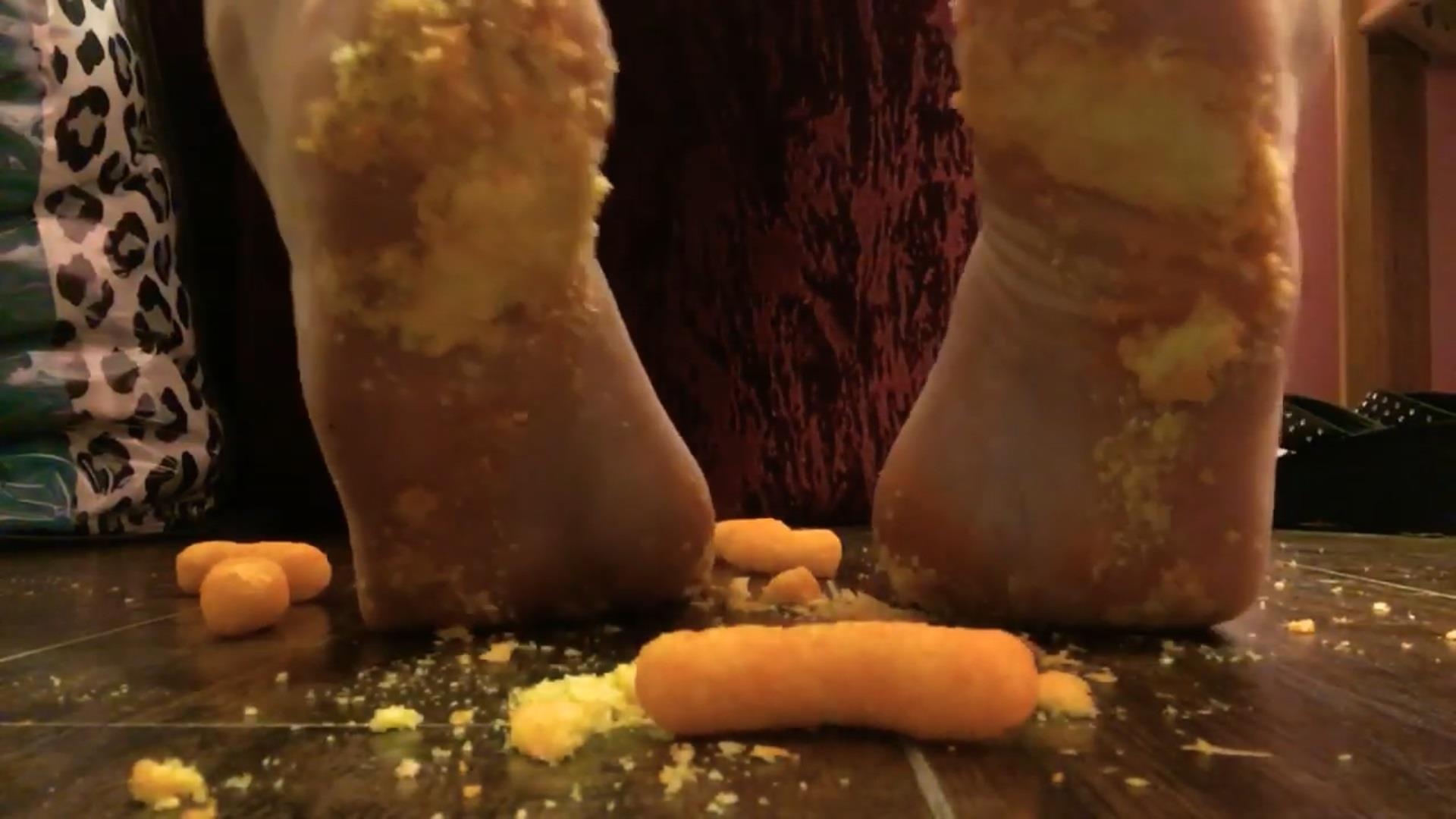 Crush cheetos puffs chips