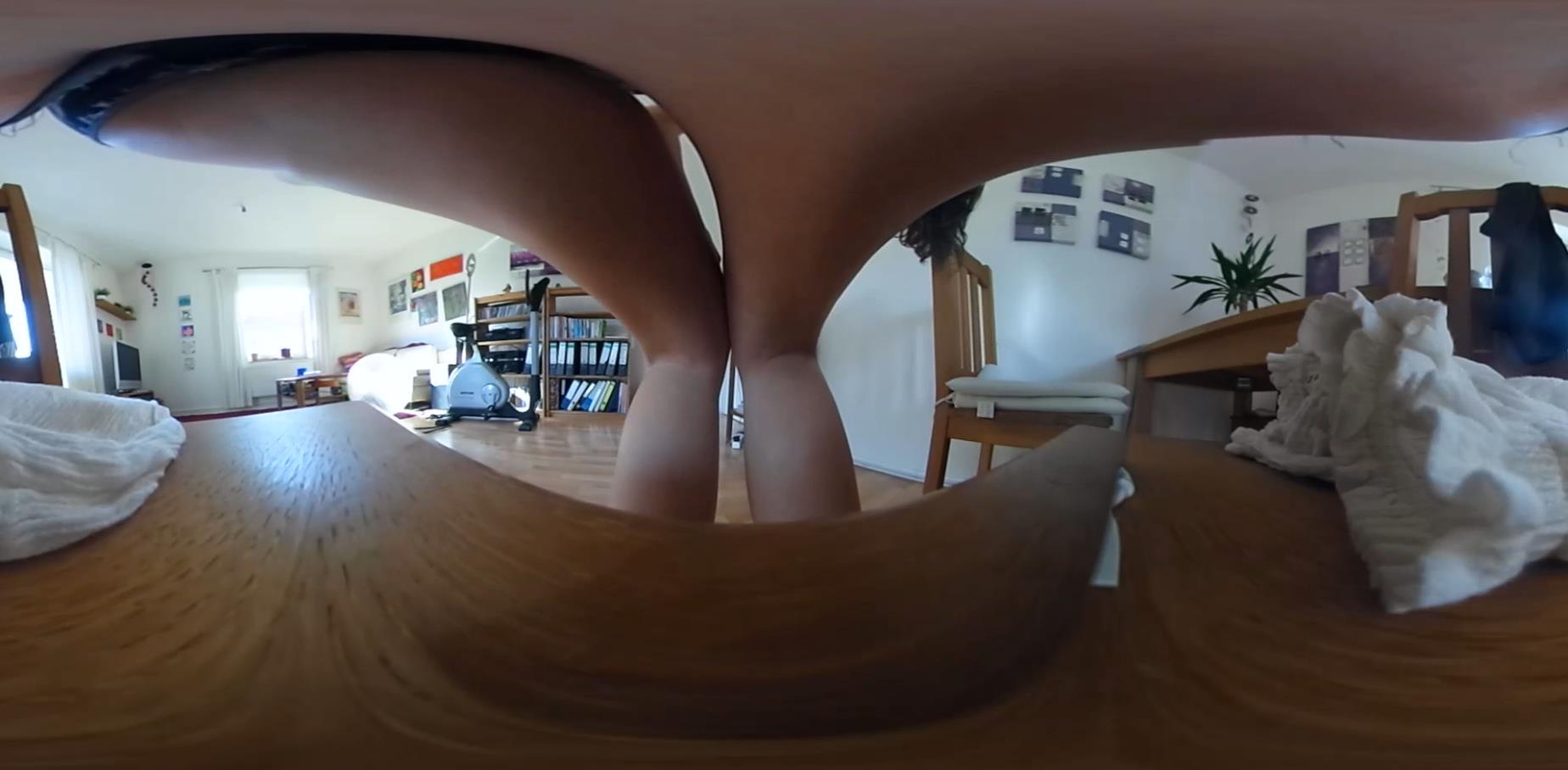 Mischa Butt Crush VR 360