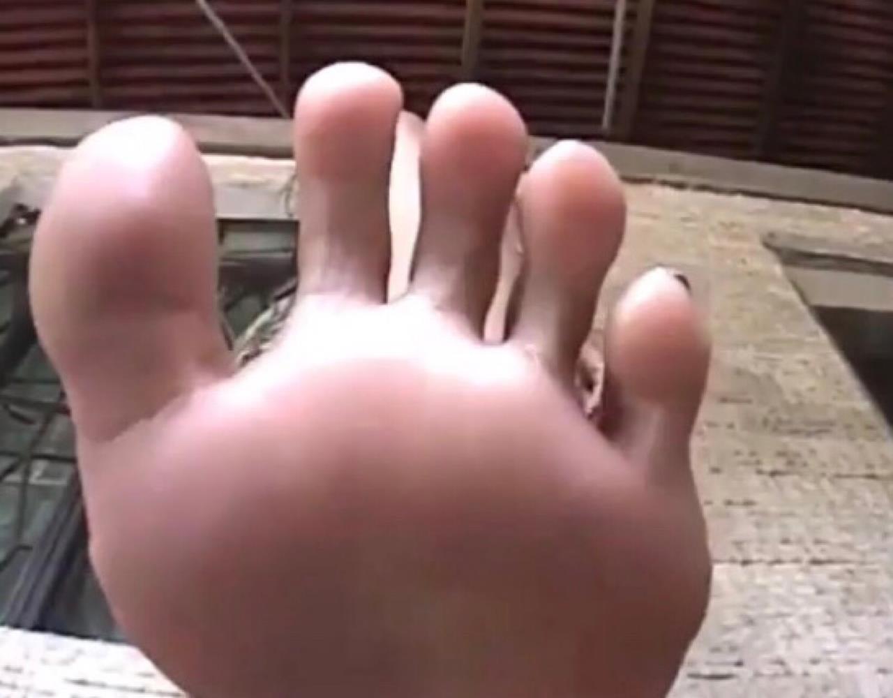 Asian giantess pov