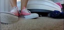 Giantess Converse / Feet  POV
