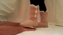 Uggs hand trampling